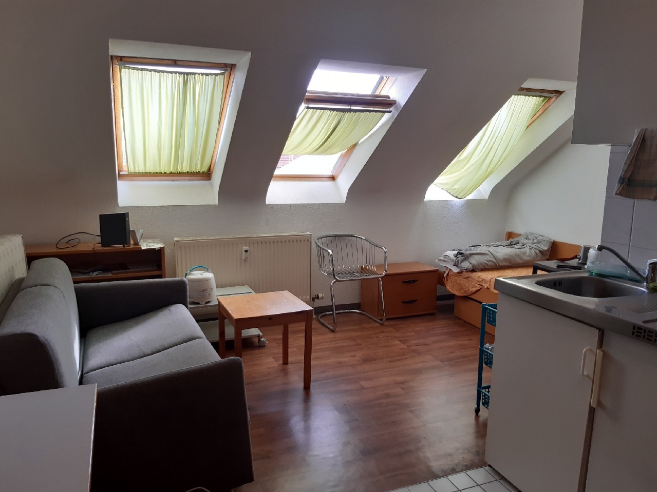 MA-Rheinau, Halmhuberstraße 4: Möbliertes Appartement sucht neuen Mieter