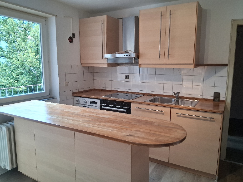 Lameystraße: 3 ZKB mit Balkon und Einbauküche