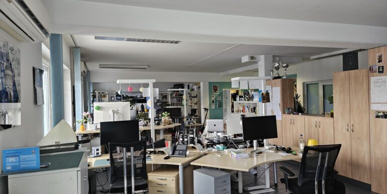 Büro