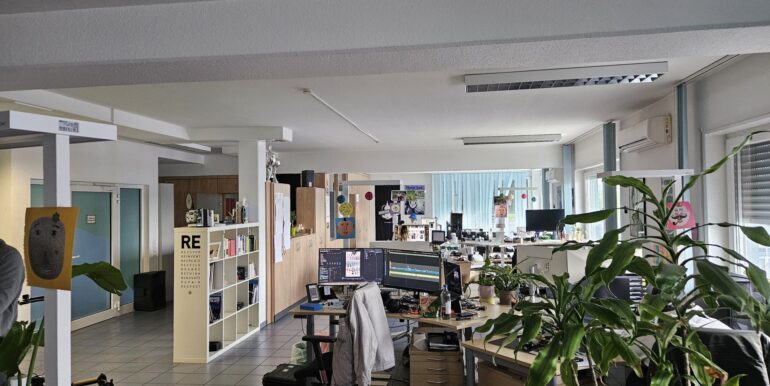 Büro